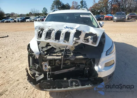 2017 Jeep Cherokee Latitude z USA, uszkodzony, nr VIN 1C4PJLCS0HW560295